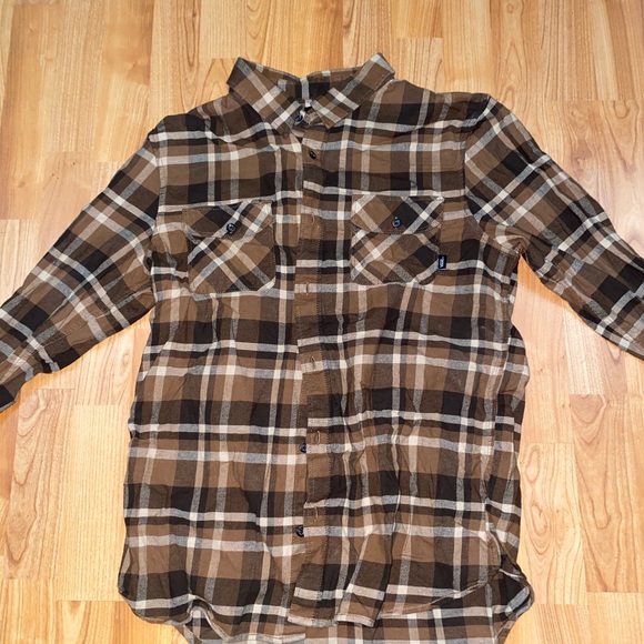 ButtonUp dress shirts - Picture 5 of 6